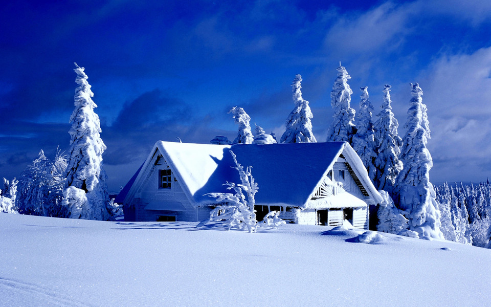 唯美纯洁的雪景桌面高清壁纸