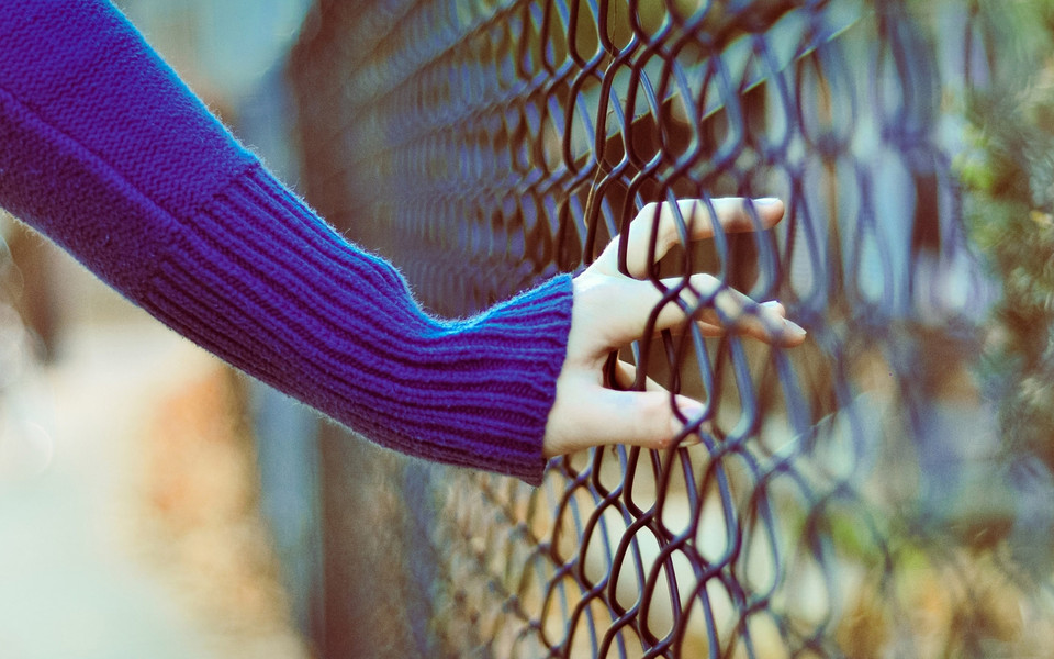 怎样可以放弃一段感情 ChMkJlbKxaiIUE-GAAZre8WjtHQAALHZQD76vAABmuT113.jpg