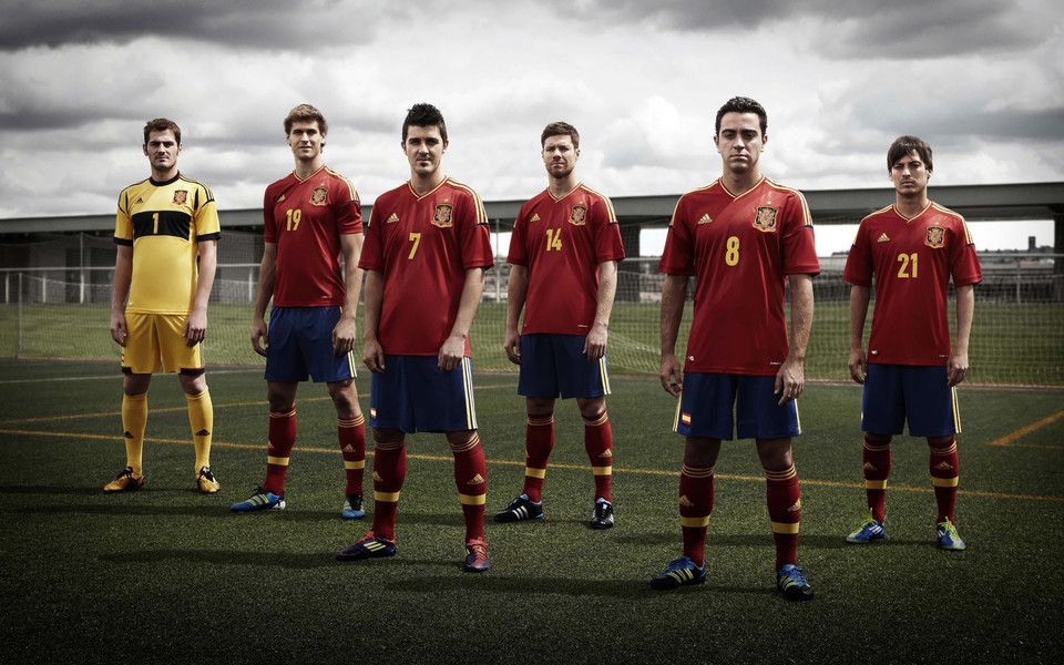 2014世界杯西班牙国家队壁纸-ZOL桌面壁纸